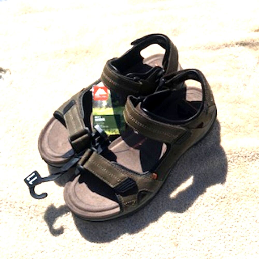 Size: 11 . Double Strap Outdoor Sandals . George . New w/Tags